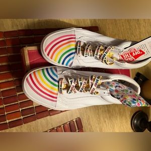 Vans rainbow flour shop